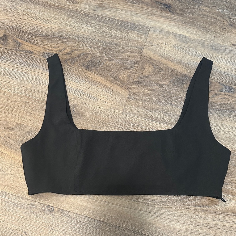 Huxley Set Black Top